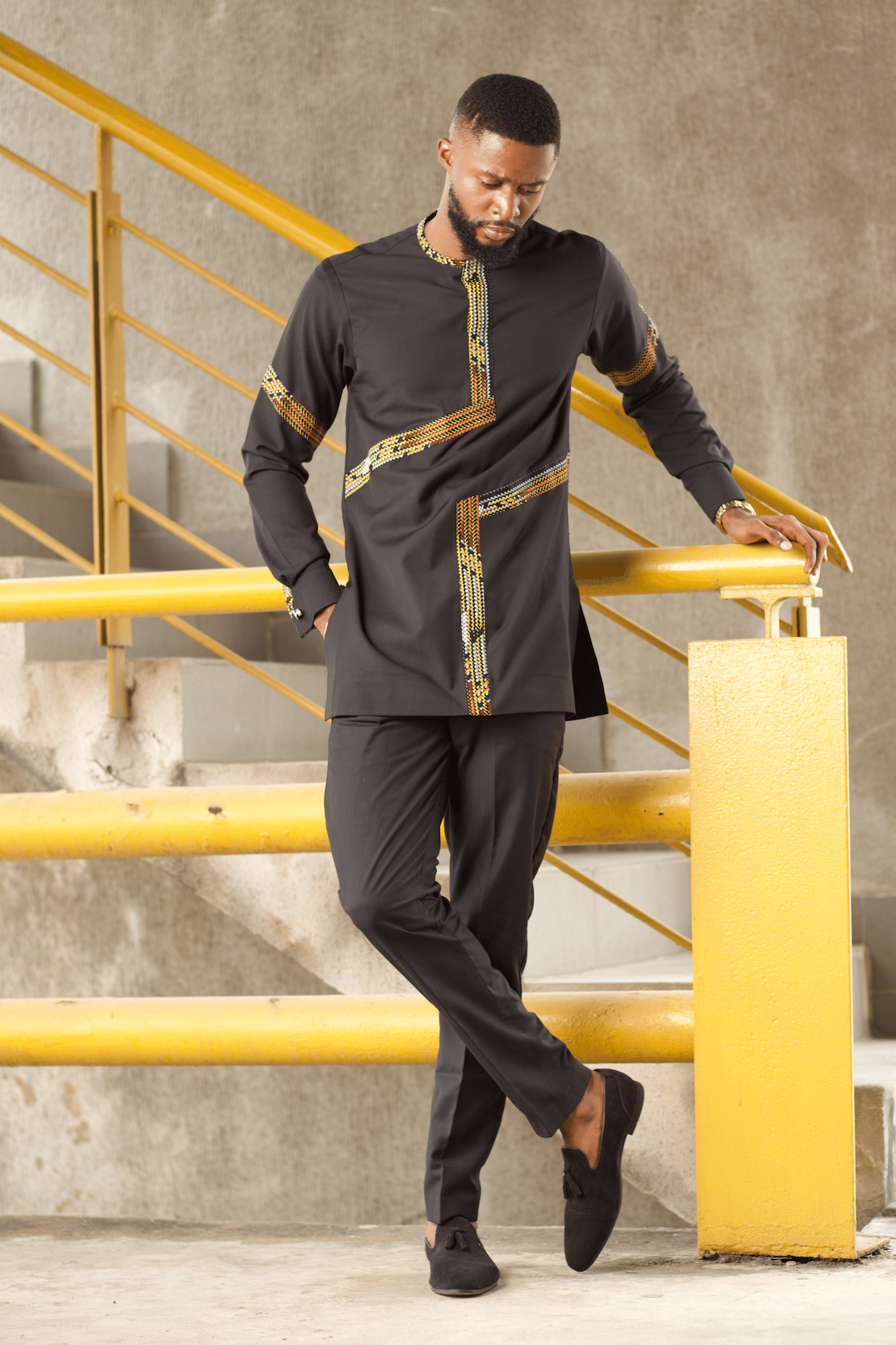 REHEMA African Suit, Black