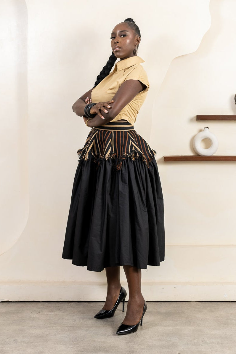 LAYO Crop Shirt - Women