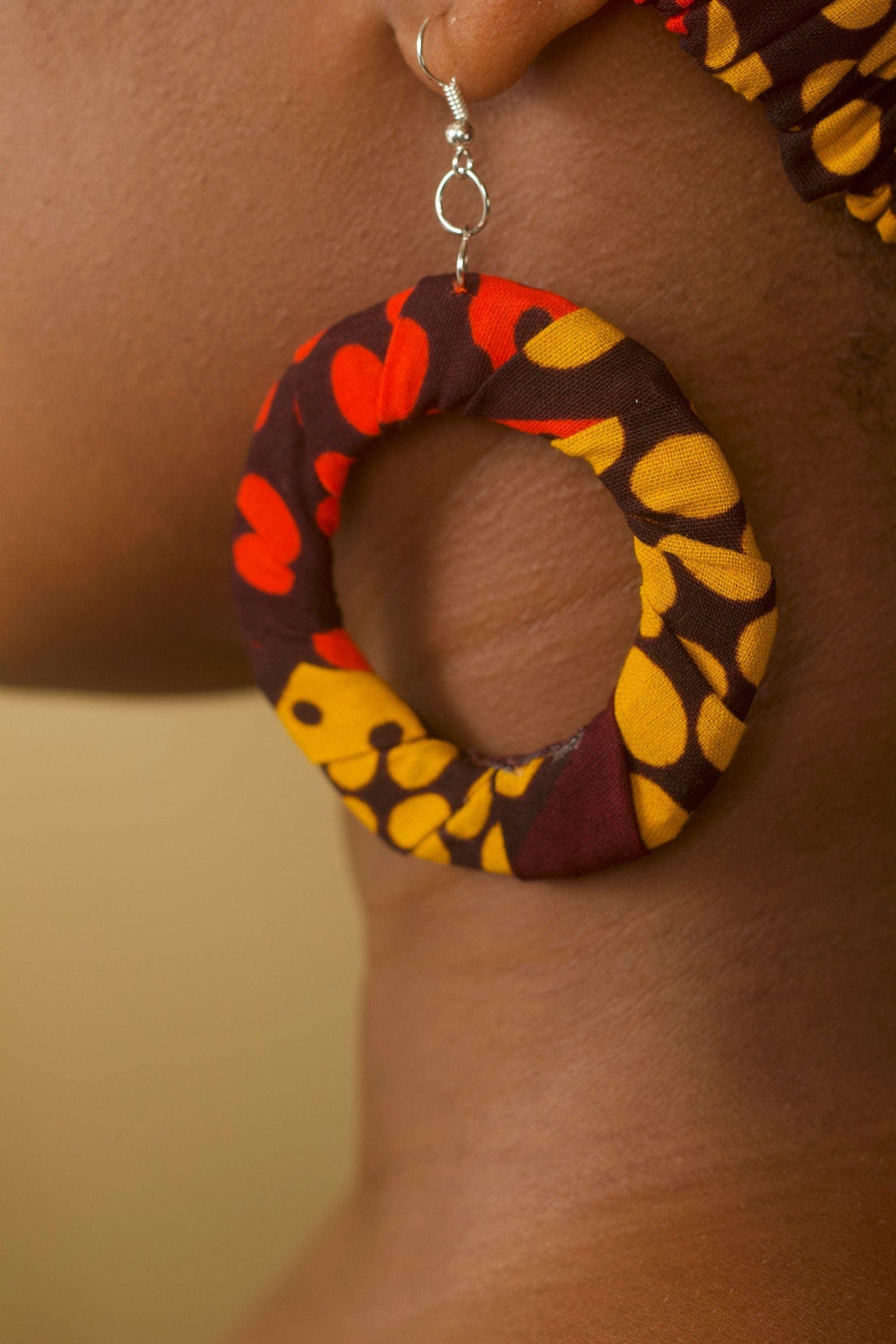 AFAFA Ankara Twist Headband detail — handcrafted in Nigeria by Naborhi