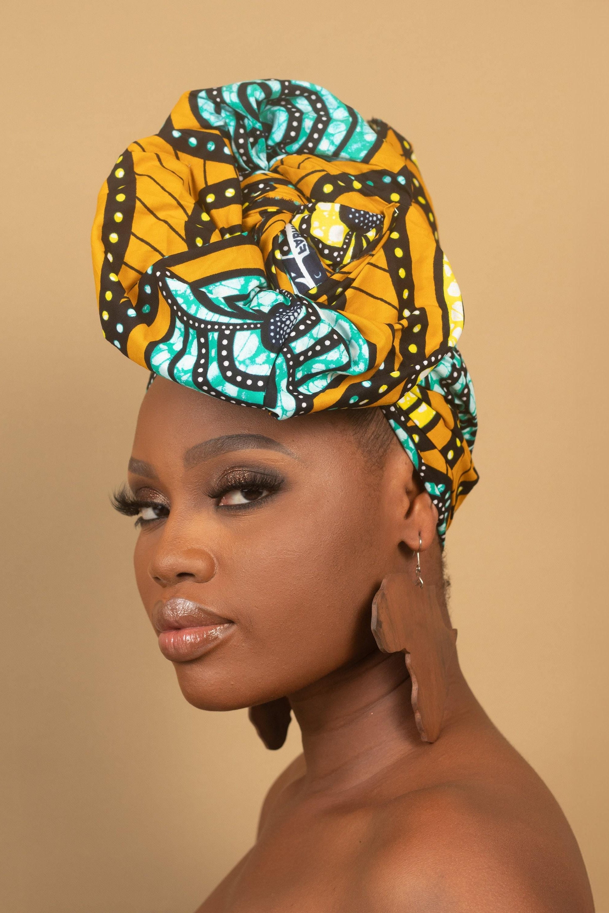 TARAJI Ankara Head Wrap detail — handcrafted in Nigeria by Naborhi