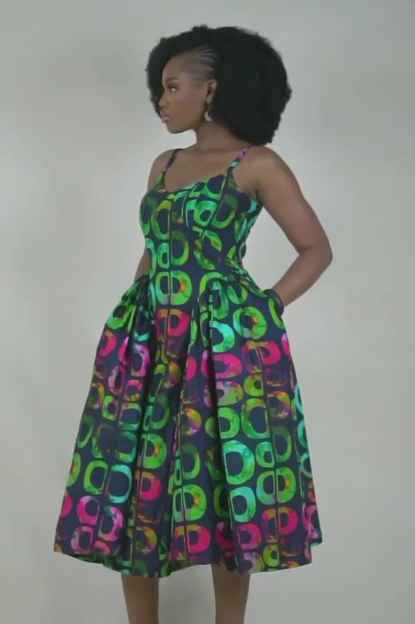 KESANDU Ankara Midi Dress - Women — video by Naborhi